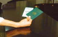 جالية: تمديد اجراء السفر نحو الجزائر ببطاقة التعريف الوطنية