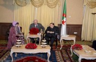 الرئيس بوتفليقة يستقبل السفيرة الجديدة لأندونيسيا بالجزائر