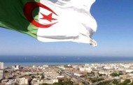 الرئيس بوتفليقة يدعو الشعب الجزائري إلى التحلي باليقظة والحفاظ على مكاسب البلاد