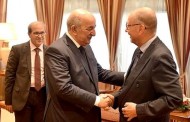 تبون يستقبل سفير فرنسا الجديد بالجزائر