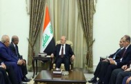 رئيس الوزراء العراقي حيدر العبادي يستقبل السيد عبد القادر مساهل ببغداد